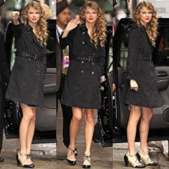 Miz Mooz vintage inspired Symphony Spectator pump. - Picture 2 of 14